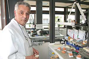 Abb. Francesco Di Meo, Zahntechnikermeister und Geschäftsführer der HDM Dental-Labor GmbH in Lübbecke