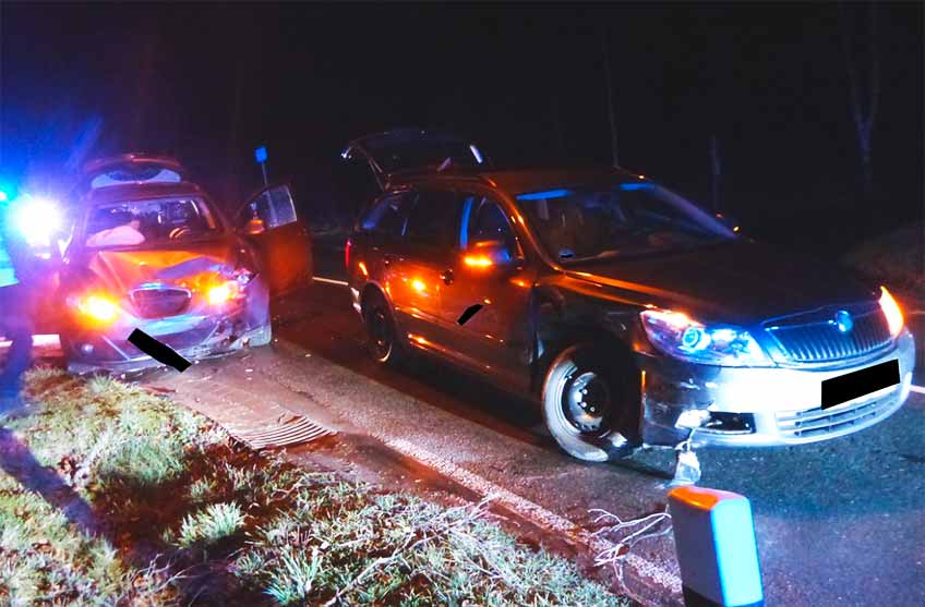 Nach der Kollision waren beide Autos nicht mehr fahrbereit. 