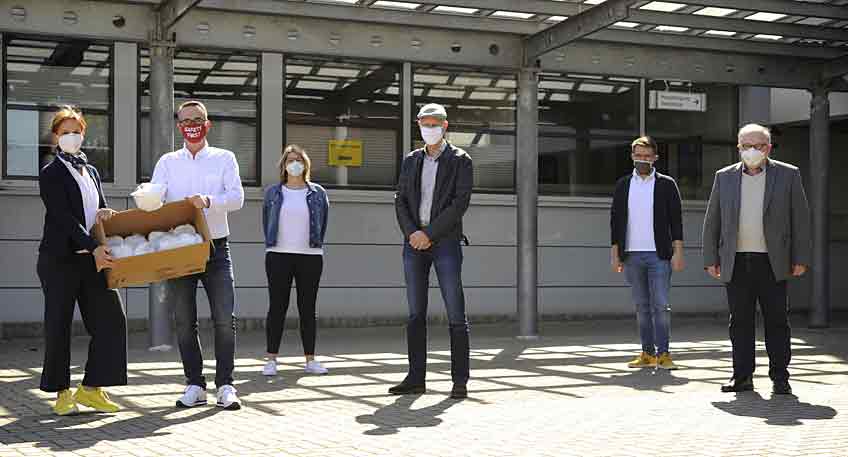 20200423-hallo-luebbecke-schutzmaskenspende.jpg Schutzmaskenspende