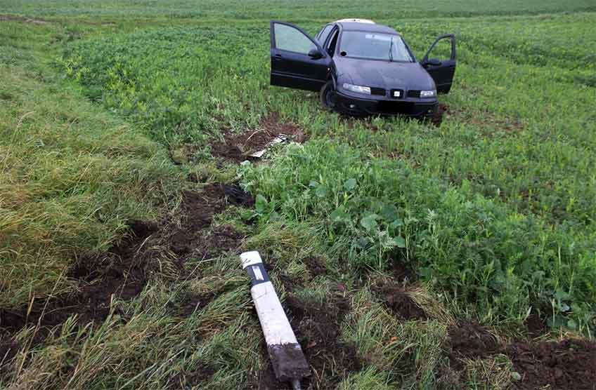 Das Auto musste abgeschleppt werden.