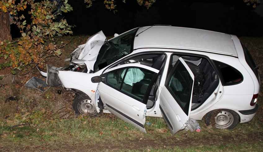 Der Pkw nahm erheblichen Schaden.