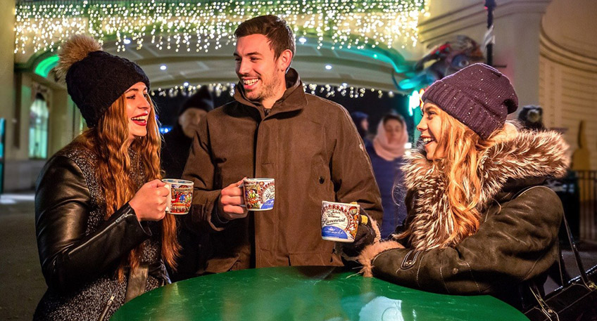 Das Tradition gewordene gesellige Beisammensein an den Glühweinbuden in der Lübbecker Innenstadt am Morgen des 24. Dezember kann auch in diesem Jahr leider nicht wie gewohnt stattfinden.