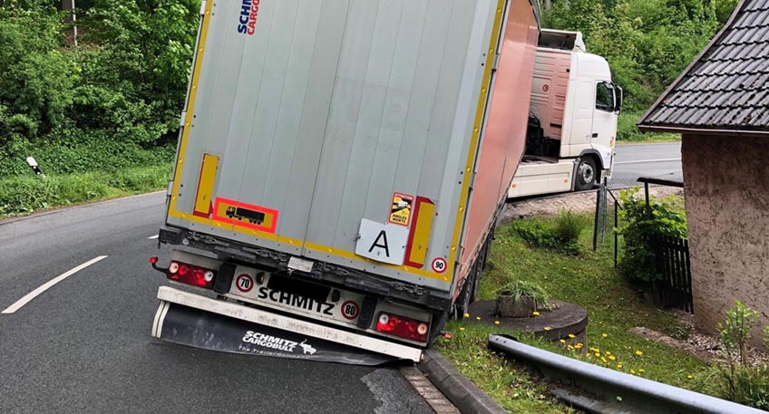 20210522 hallo minden unfall lkw