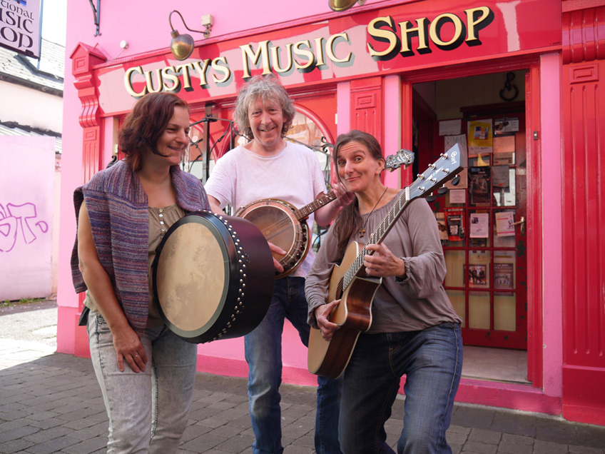 F&uuml;r das Fr&uuml;hjahr 2022 steht der Verein Kommunikation und Kultur Pr. Oldendorf e.V. (KuK) mit einem interessanten und abwechslungsreichen Kulturprogramm f&uuml;r Pr. Oldendorf in den Startl&ouml;chern.