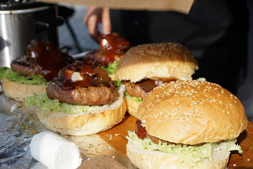 20220401-hallo-luebbecke-tischt-auf-001