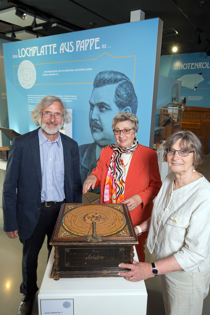 hbohbrink@deutsches-automatenmuseum.de