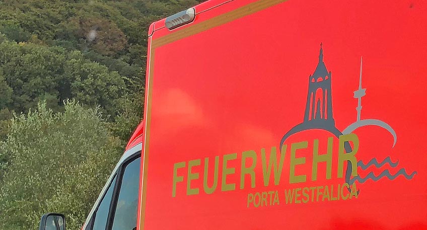 Bei einem Verkehrsunfall auf der Büssingstraße hat sich am Samstagabend ein 17 Jahre alter Mitfahrer leichte Verletzungen zugezogen.