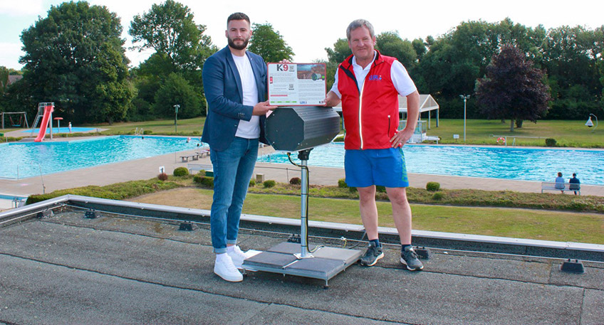 Um das Badevergn&uuml;gen im Gehlenbecker Freibad f&uuml;r die Besucherinnen und Besucher noch unbeschwerter zu machen, setzen die Wirtschaftsbetriebe L&uuml;bbecke seit Kurzem auf moderne Sicherheitstechnik. Ein &bdquo;COPTR&ldquo;-System warnt Badeg&auml;ste und Besucher des angrenzenden Moores bei Gewitter rechtzeitig vor drohendem Blitzschlag. 