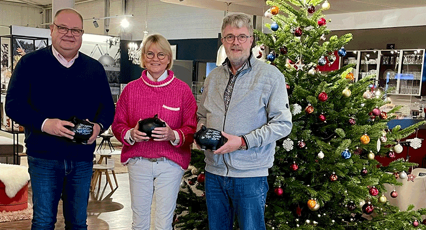 Im Zuge der Feierlichkeiten des 90ten Geburtstages von Polster Peper hatten sich die Inhaber Jutta Wiemann und Hermann Peper für eine Spendenaktion zugunsten der Tafel Lübbecker Land entschieden.
