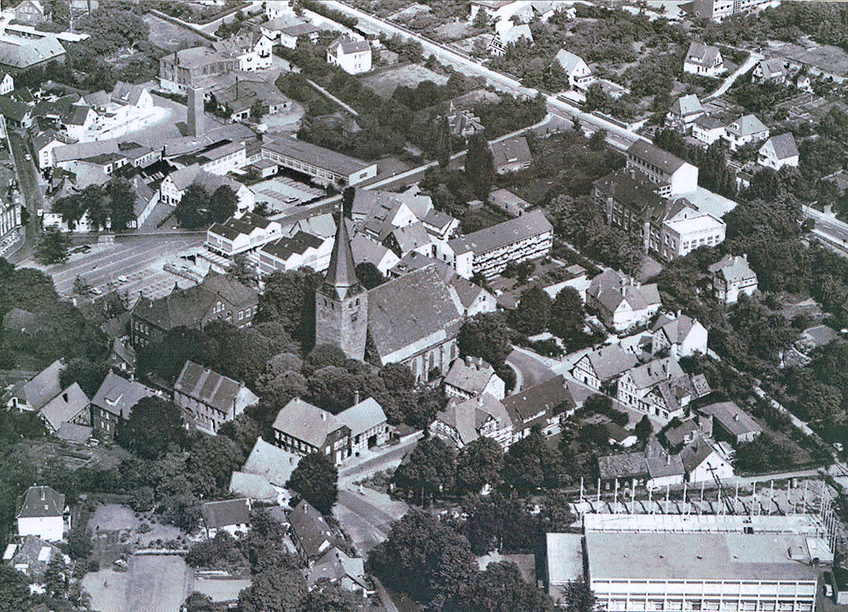 Mit der Sitz-F&uuml;hrung &bdquo;Wei&szlig;t Du noch &hellip; - L&uuml;bbecke in alten Bildern aus den 1950er und 1960er Jahren&ldquo; startet das L&uuml;bbecker Stadtf&uuml;hrerteam unter dem Dach des Vereins L&uuml;bbecke Marketing am Samstag, 25. Februar in die neue Saison.