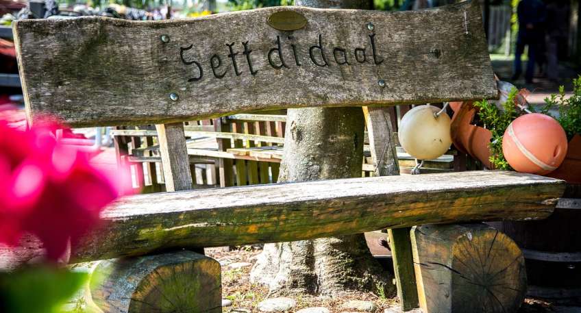 20230604_hallo_minden_plattdeutsch_bank_pixabay