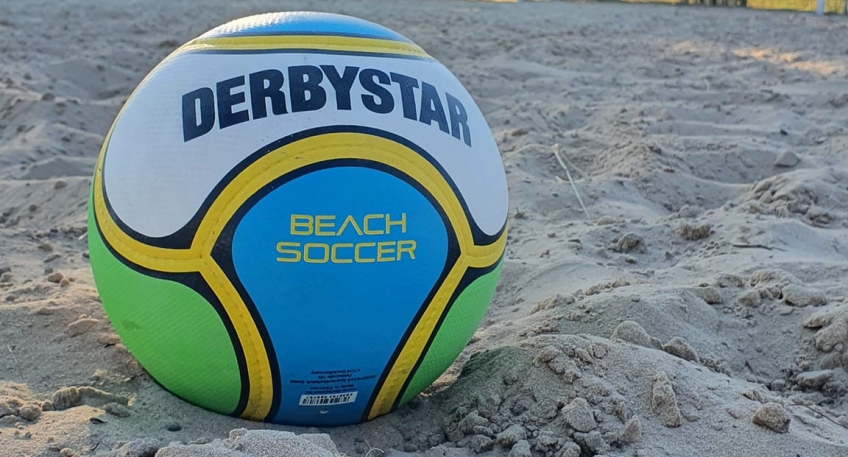https://www.hallo-luebbecke.de/data/Bildarchiv/2023/202306_Juni/20230623_hallo_minden_kaul_Beachsoccerball_an_der_Oberbauerschafter_Copacabana.jpg