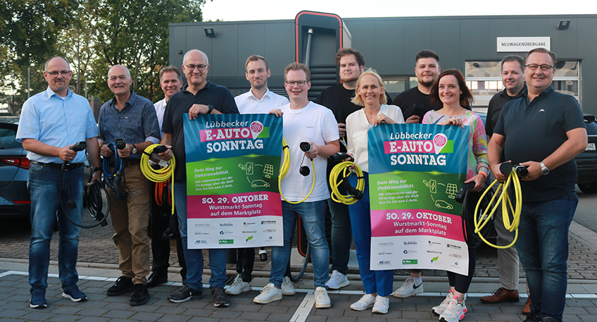 Beim Lübbecker Wurstmarkt am 28./29. Oktober präsentieren sich rund 30 Anbieter mit ihren Ständen in der Innenstadt. Für jeden ist etwas dabei, vom Karussell für die Kleinsten über Verlosungen attraktiver Preise bis hin zum Wurstverkauf für die Liebhaber traditioneller Köstlichkeiten.