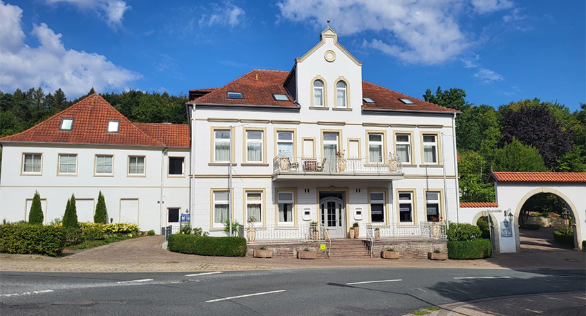 Lasst uns froh und munter sein &ndash; und es richtig krachen lassen. Denn das Warten hat bald ein Ende. Von Freitag bis Sonntag an verwandelt sich die Wittekindsquelle in ein Weihnachtsdorf der ganz besonderen Art. 