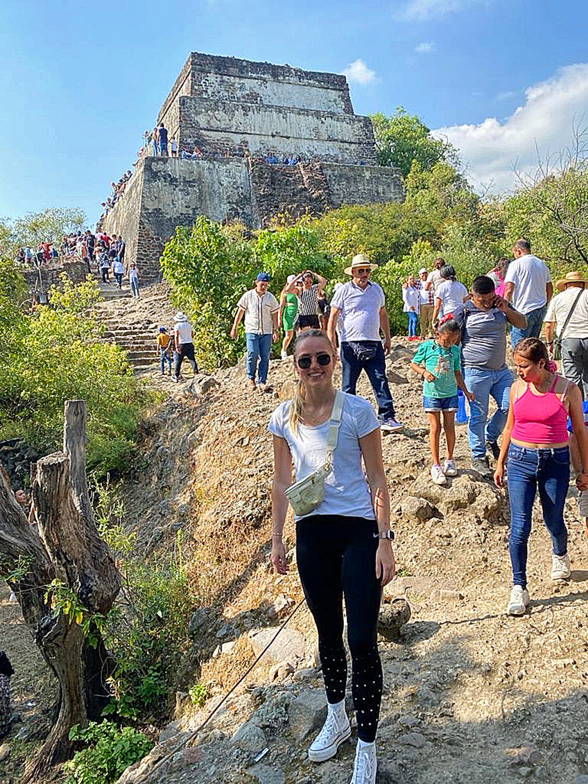 Von L&uuml;bbecke in eine der gr&ouml;&szlig;ten St&auml;dte der Welt: Carlotta Sch&uuml;tte hat im Rahmen ihres dualen Studiums bei der Merkur Group k&uuml;rzlich sechs Wochen in der 22-Millionen-Einwohner-Metropole Mexiko-Stadt verbracht. 