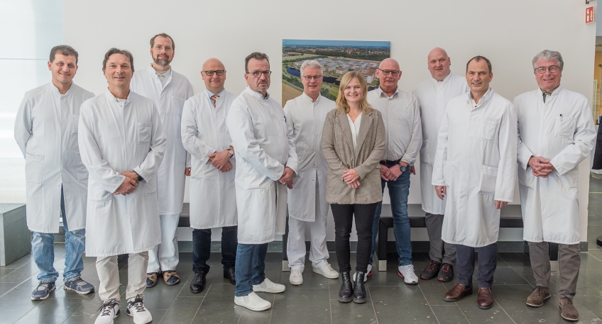 https://www.hallo-luebbecke.de/data/Bildarchiv/2024/202402_Februar/20240225_hallo_minden_mkk_Team_Cancer_Center_2024.jpg