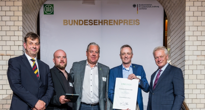https://www.hallo-luebbecke.de/data/Bildarchiv/2025/202505_Mai/20250524_hallo_minden_Privatbrauerei_Ernst_Barre_bundesehrenpreis.jpg