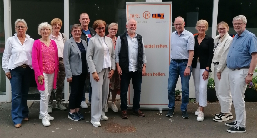 https://www.hallo-luebbecke.de/data/Bildarchiv/2025/202506_Juni/20250616_hallo_minden_tafel_lubbecke_anderung_vorstand.jpg