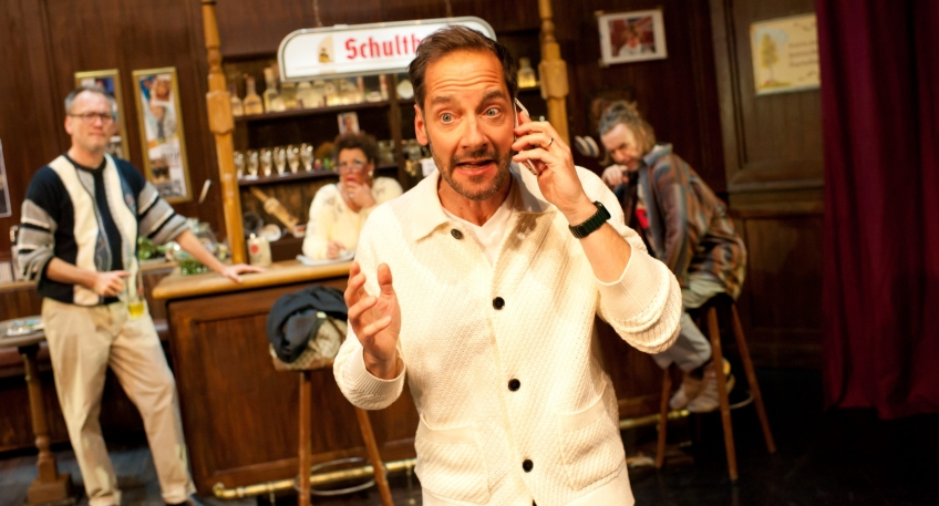 https://www.hallo-luebbecke.de/data/Bildarchiv/2025/202506_Juni/20250617_hallo_minden_theater_espelkamp_TL_Nebenan_cHermannPosch.jpg