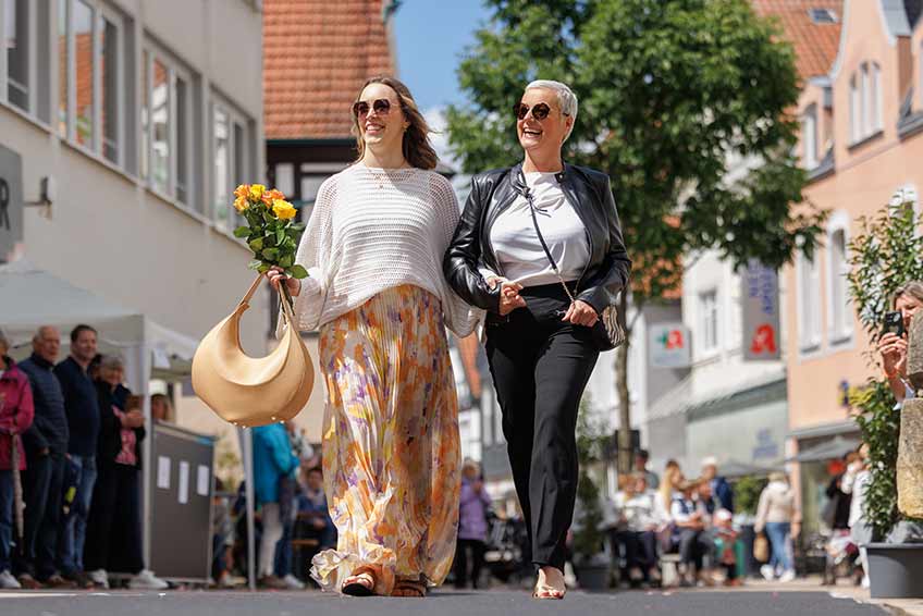 20250618 hallo minden wappenplatz 00