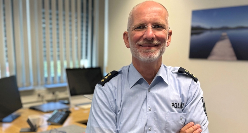 https://www.hallo-luebbecke.de/data/Bildarchiv/2025/202507_Juli/20250705_hallo_minden_polizei_SchmidtMathias.jpg