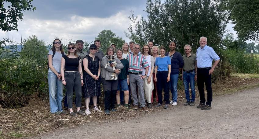 https://www.hallo-luebbecke.de/data/Bildarchiv/2025/202508_August/20250803_hallo_minden_grune_besuch_bastau_1.jpg