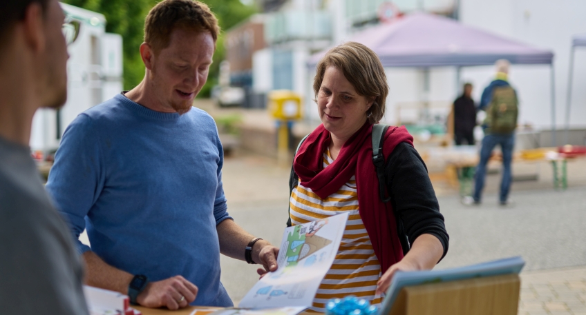 https://www.hallo-luebbecke.de/data/Bildarchiv/2025/202508_August/20250807_hallo_minden_kreis_Gerbereifest-HtK_Infostand_MT.jpg