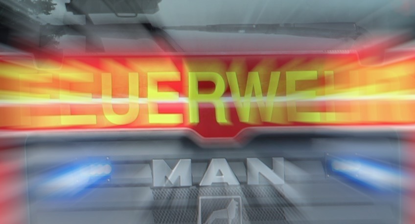 Nach einem Brand in der Nacht von Samstag auf Sonntag, 12.04.2026, in einem Restaurant in der Steinstra&szlig;e in Rahden, nahm die Polizei die Ermittlungen wegen schwerer Brandstiftung auf. Nach den bisherigen Informationen sind bei dem Brand keine Personen verletzt worden.