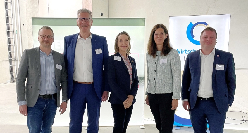 https://www.hallo-luebbecke.de/data/Bildarchiv/2026/202605_Mai/20260510_hallo_minden_gus_wirtschaftskreis.jpg
