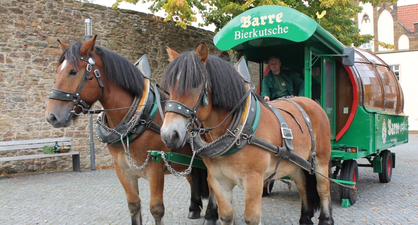 https://www.hallo-luebbecke.de/data/Bildarchiv/2026/202605_Mai/20260524_hallo_minden_Barre_Bierkutsche_Gustav_und_Alfred_4.jpg