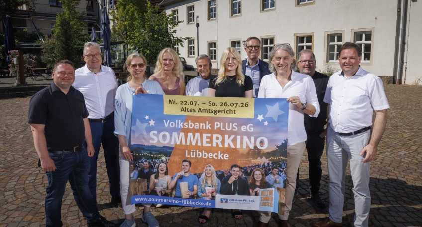 https://www.hallo-luebbecke.de/data/Bildarchiv/2026/202607_Juli/20260705_hallo_minden_lubbecke_marketingSommerkino_Lubbecke_Oliver_Krato.jpg