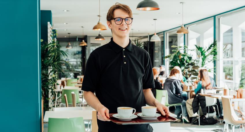 https://www.hallo-luebbecke.de/data/Bildarchiv/2026/202607_Juli/20260726_hallo_minden_aok_BU1_Semesterjobs_2026.jpg
