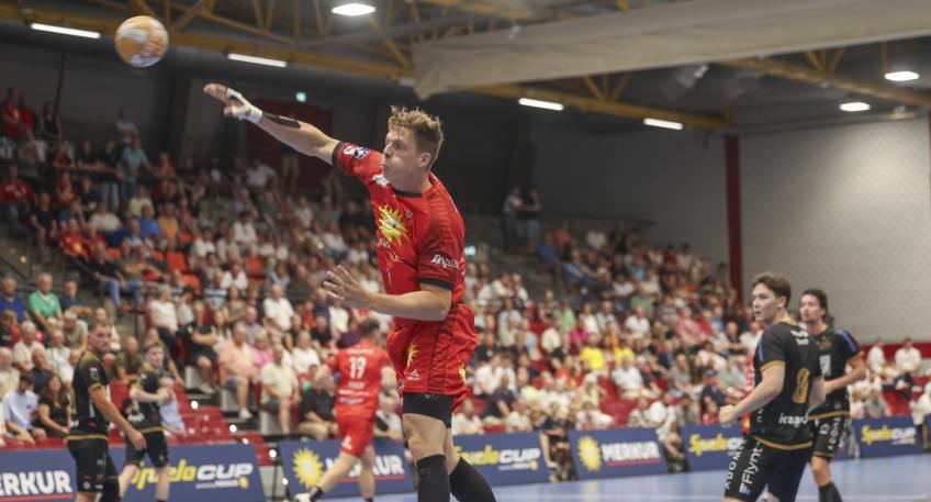 https://www.hallo-luebbecke.de/data/Bildarchiv/2026/202608_August/20260816_hallo_minden_merkur_spielo_cup_3_krato.jpg