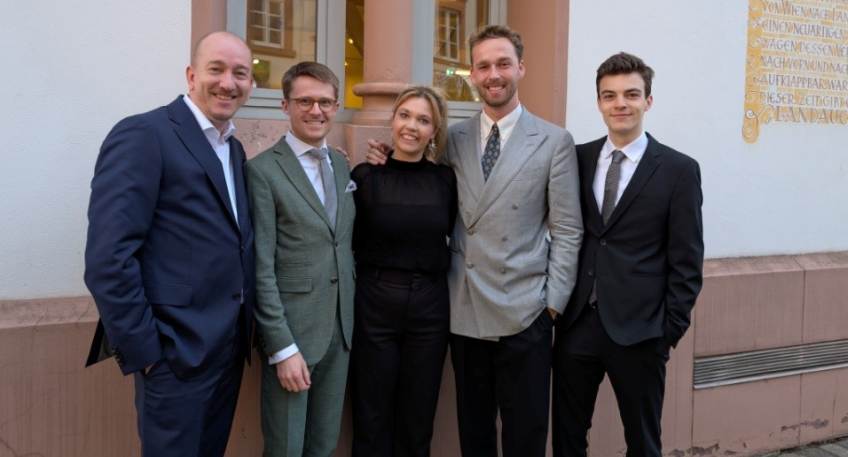 https://www.hallo-luebbecke.de/data/Bildarchiv/2026/202608_August/20260823_hallo_minden_kultur_chris_hopkins.jpg