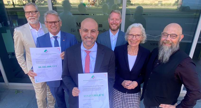 https://www.hallo-luebbecke.de/data/Bildarchiv/2026/202609_September/20260926_hallo_minden_mkk_forderbescheid_neubau.jpg