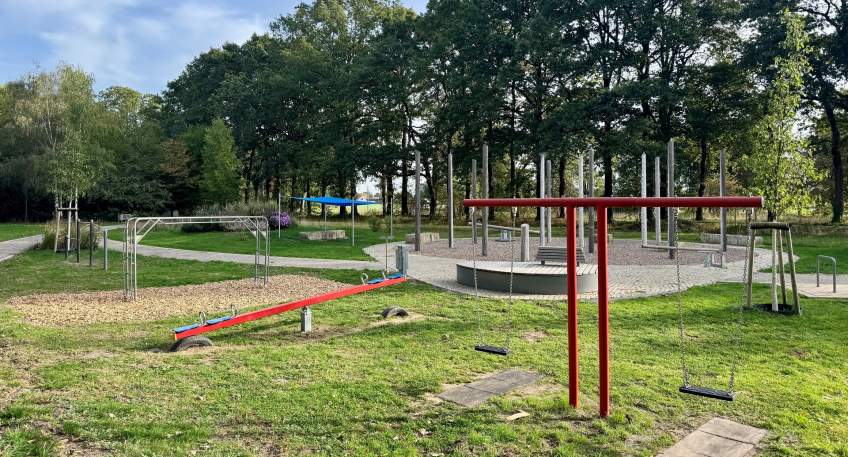 https://www.hallo-luebbecke.de/data/Bildarchiv/2026/202610_Oktober/20261002_hallo_minden_stemwede_kurpark_spielplatz.jpg
