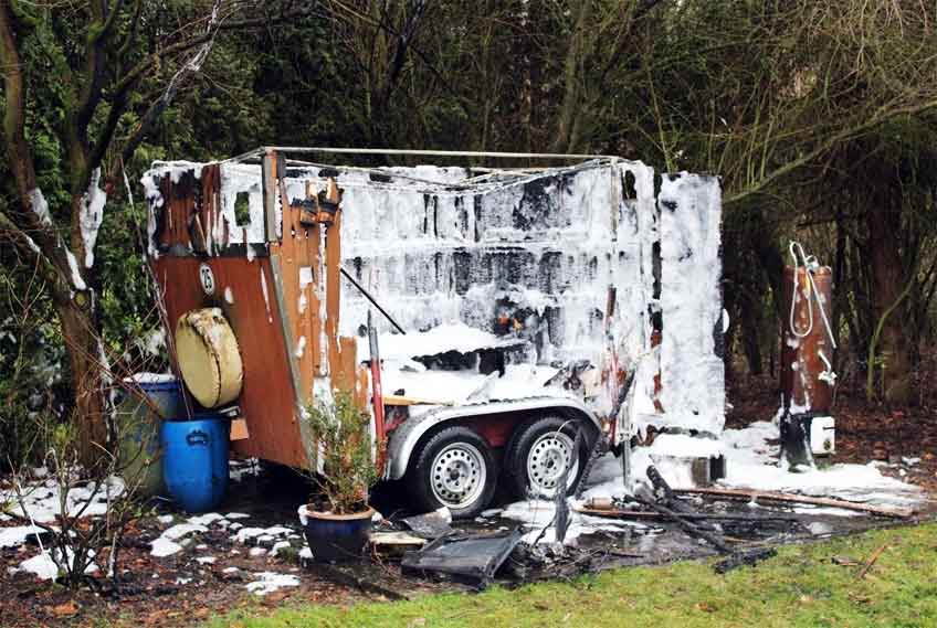 Der Grund daf&uuml;r ist der Polizei noch nicht bekannt. M&ouml;glicherweise k&ouml;nnte ein technischer Defekt als Ursache in Betracht kommen.