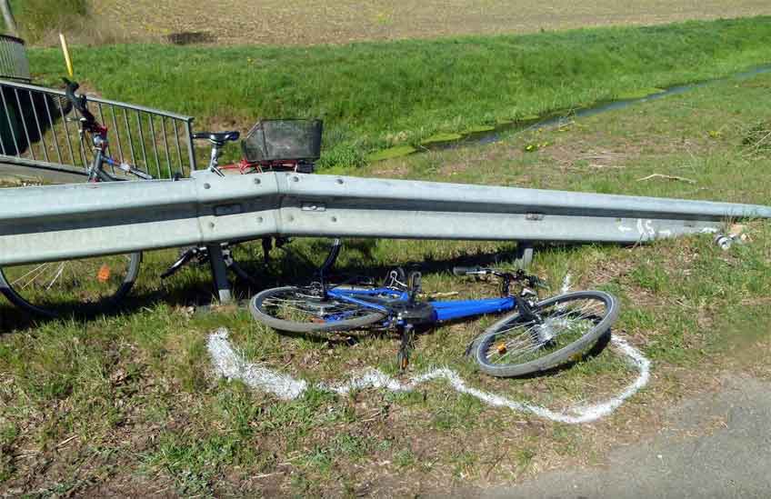 Seine 79-j&auml;hrige Ehefrau, mit der er gemeinsam per Rad unterwegs war, musste den schweren Unfall miterleben.