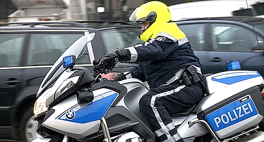 Eine auch nicht f&uuml;r ihn allt&auml;gliche Situation erlebt vergangenen Sonntag ein Polizist des Mindener Verkehrsdienstes.