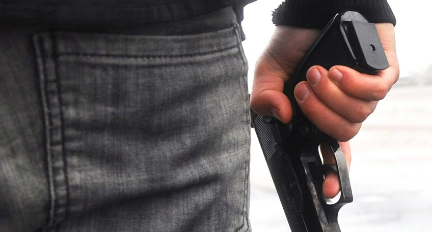 Ein noch unbekannter Mann hat am frühen Samstagmorgen eine Spielhalle an der Thyssenstraße in Lübbecke überfallen.